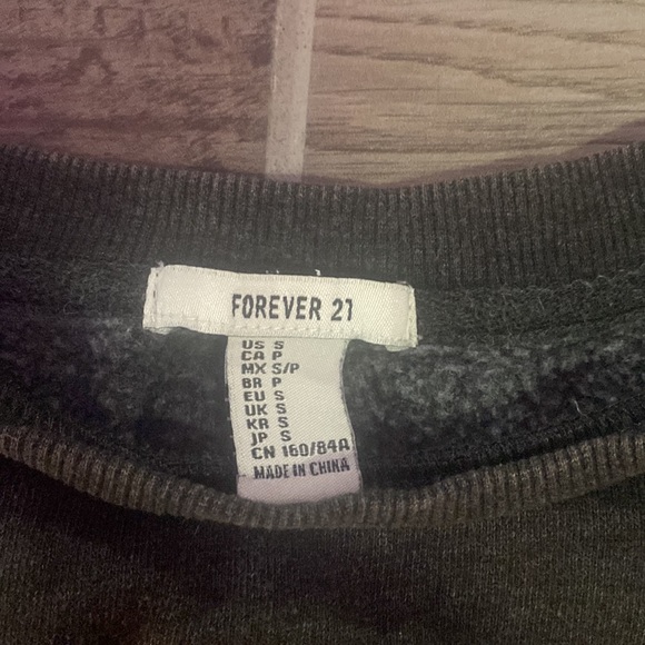Forever 21 sweatshirt - Picture 2 of 2